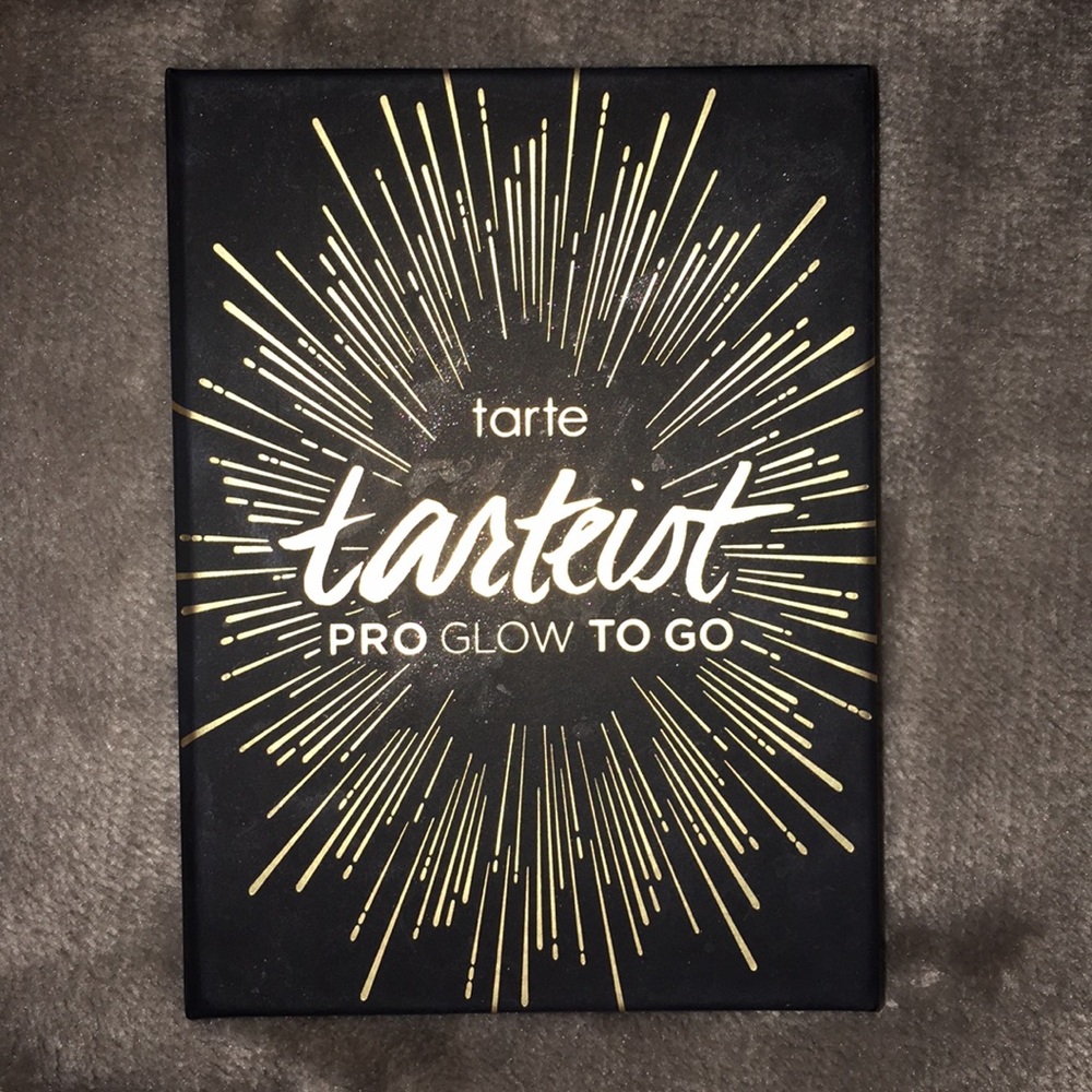 SOLD! Tarteist pro glow to go. Highlight+contour